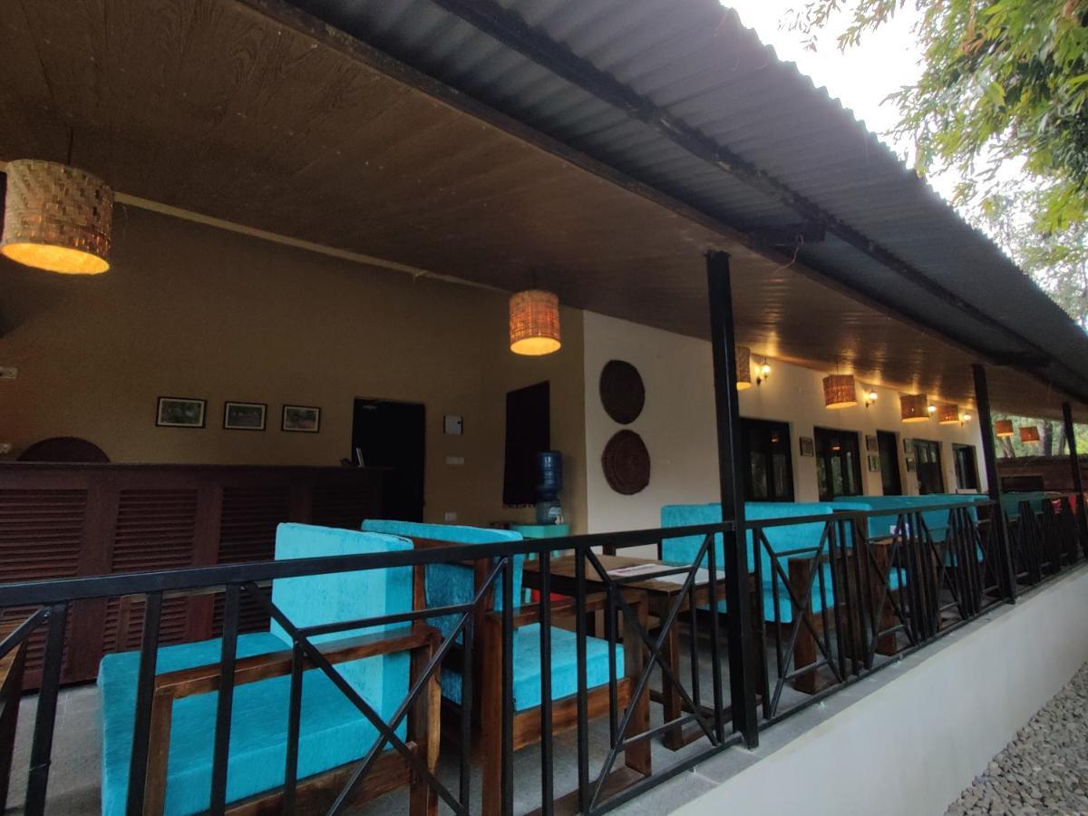 Bardia Forest Resort Bardiya Extérieur photo
